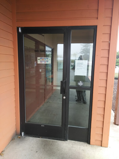 Post Office «United States Postal Service», reviews and photos, 437 Clay St E, Monmouth, OR 97361, USA