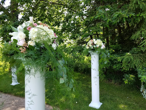 Florist «Flowers by Emily LLC», reviews and photos, 15620 W High St, Middlefield, OH 44062, USA