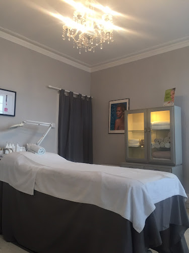 Reviews of The Fiveways Beauty Room in Brighton - Beauty salon