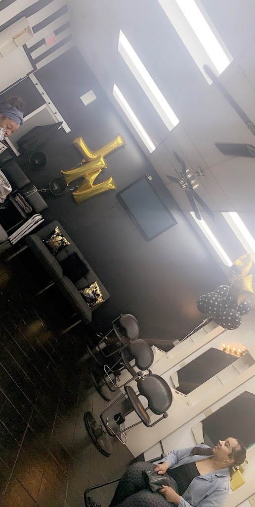 Shear Nai’Lli Hair Salon 12204