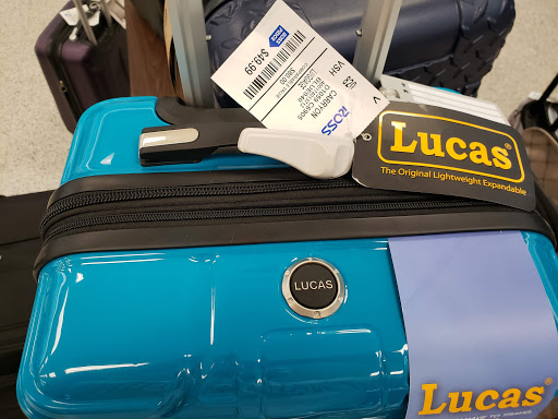 Clothing Store «Ross Dress for Less», reviews and photos, 240 N Courtenay Pkwy, Merritt Island, FL 32953, USA