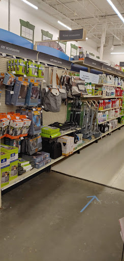 Pet Supply Store «PetSmart», reviews and photos, 1070 Iyannough Rd, Hyannis, MA 02601, USA