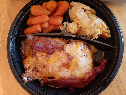 American Restaurant «Cracker Barrel Old Country Store», reviews and photos, 3701 Elmsley Ct, Greensboro, NC 27406, USA