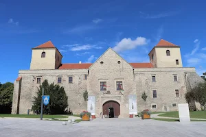 Thury Castle image