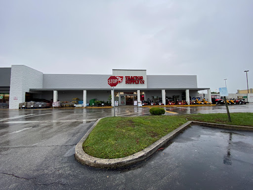 Home Improvement Store «Tractor Supply Co.», reviews and photos, 4267 13th St, St Cloud, FL 34769, USA