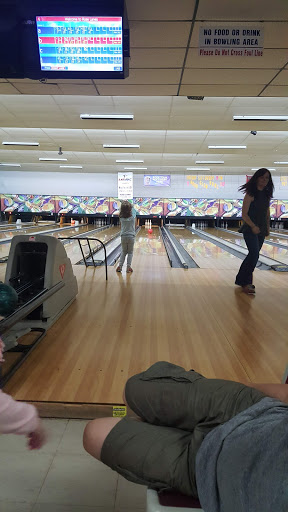 Bowling Alley «Rose Lanes Bowling Center», reviews and photos, 910 Rose Ln, Toccoa, GA 30577, USA