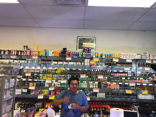 Vaporizer Store «Tobacco King & Vape King», reviews and photos, 1609 S Glebe Rd, Arlington, VA 22204, USA