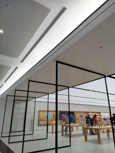 Video Game Store «GameStop», reviews and photos, 301 South Hills Village, Pittsburgh, PA 15241, USA