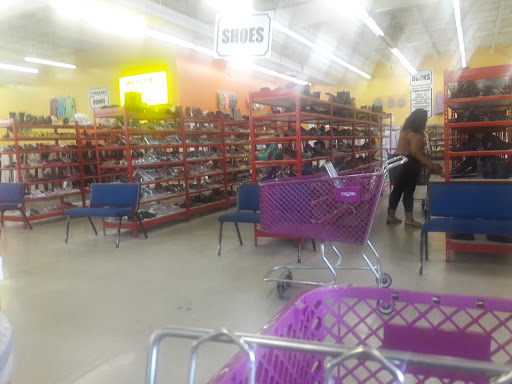 Thrift Store «Garland Road Thrift Store», reviews and photos, 10030 Garland Rd, Dallas, TX 75218, USA