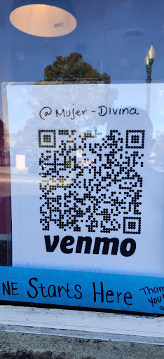 Mujer Divina image