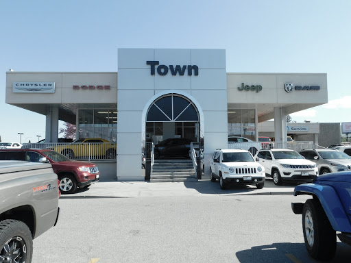 Car Dealer «Town Chrysler Jeep Dodge Ram», reviews and photos, 1001 N Miller St, Wenatchee, WA 98801, USA