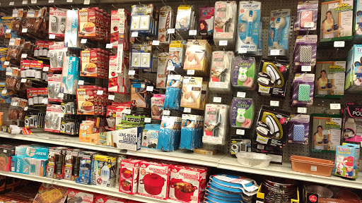 Department Store «National Wholesale Liquidators», reviews and photos, 321 NJ-440, Jersey City, NJ 07305, USA