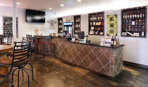 Liquor Store «Water 2 Wine», reviews and photos, 3300 W Anderson Ln #304, Austin, TX 78757, USA