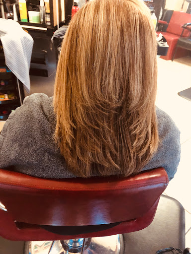 Beauty Salon «Apol Beauty Salon & Dominican Hair», reviews and photos, 602 SW Bayshore Blvd, Port St Lucie, FL 34983, USA