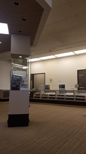 Eye Care Center «LensCrafters», reviews and photos, 2656 W La Palma Ave, Anaheim, CA 92801, USA