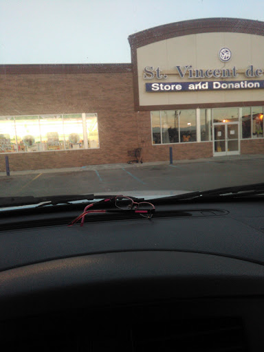Thrift Store «St. Vincent de Paul Thrift Store», reviews and photos, 28720 Stephenson Hwy, Madison Heights, MI 48071, USA
