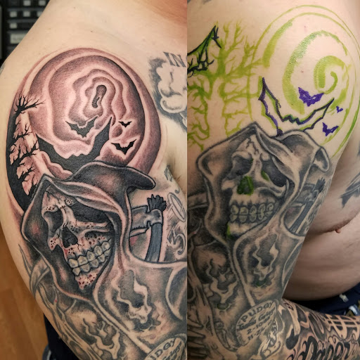 Tattoo Shop «Illustrator Tattoos», reviews and photos, 38505 Chestnut Ridge Rd, Elyria, OH 44035, USA