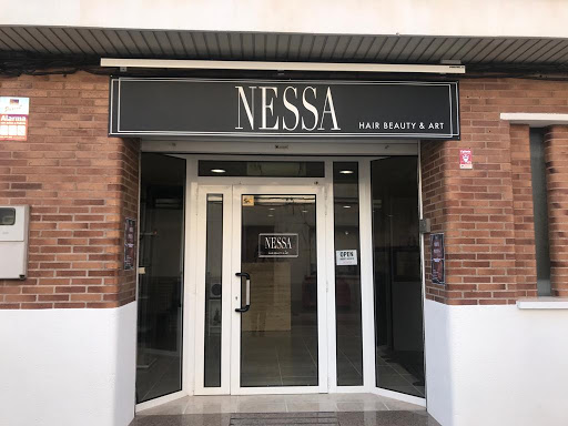 NESSA hair Beauty & art en Manresa, Barcelona