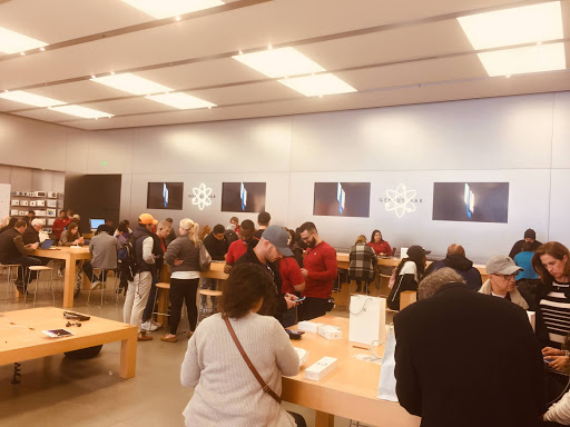 Computer Store «Apple Knox Street», reviews and photos, 3101 Knox St, Dallas, TX 75205, USA