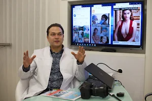 dr. Pataki Gergely plasztikai sebész image