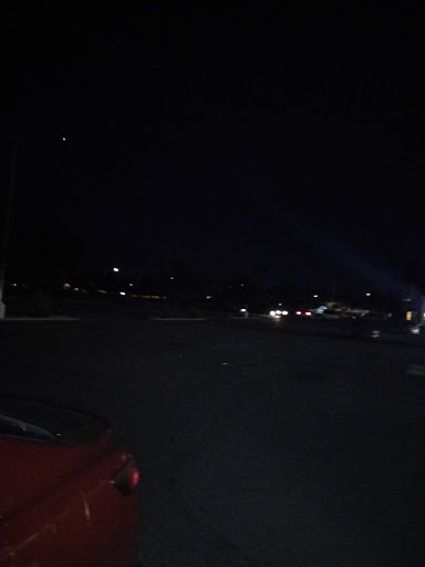 Thrift Store «Southern & Val Vista Goodwill Retail Store & Donation Center», reviews and photos, 3655 E Southern Ave, Mesa, AZ 85206, USA