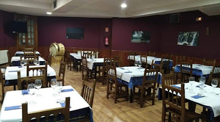 Bar Restaurante Peñatrevinca - Rúa Nova, 13, 32360 A Veiga, Ourense, Spain