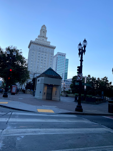 Wine Bar «Downtown Wine Merchants», reviews and photos, 102 Frank H Ogawa Plaza, Oakland, CA 94612, USA