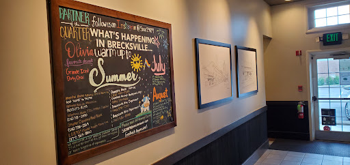 Coffee Shop «Starbucks», reviews and photos, 8869 Brecksville Rd, Brecksville, OH 44141, USA