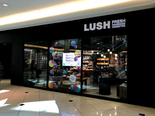 Cosmetics Store «Lush Cosmetics», reviews and photos, 2800 W Big Beaver Rd # 232, Troy, MI 48084, USA