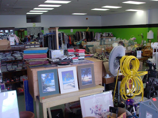 Thrift Store «Simply Thrifty Thrift Store», reviews and photos, 390 NJ-57, Washington, NJ 07882, USA