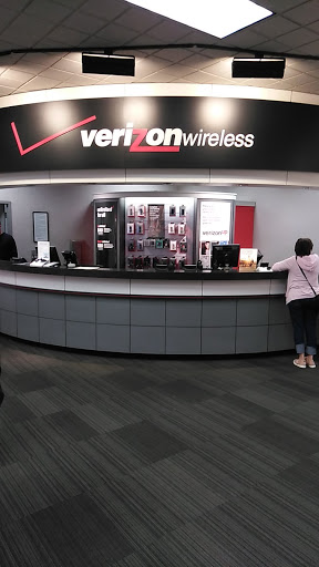 Cell Phone Store «Verizon», reviews and photos, 575 Beal Pkwy NW, Fort Walton Beach, FL 32548, USA