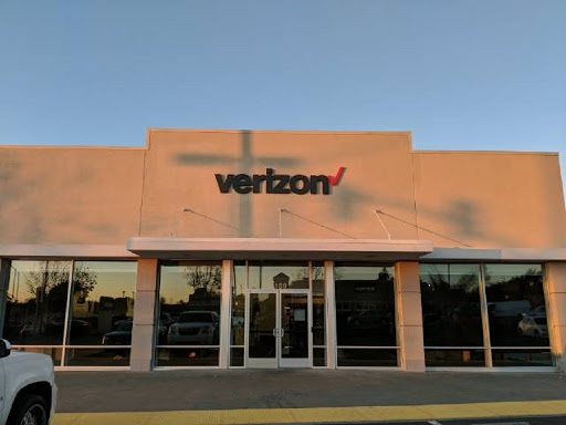 Cell Phone Store «Verizon», reviews and photos, 1189 Admiral Callaghan Ln, Vallejo, CA 94591, USA