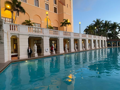 Private swimming pools in Miami