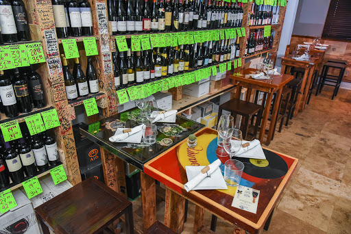 Wine Store «Happy Wine in the Grove», reviews and photos, 2833 Bird Ave, Miami, FL 33133, USA