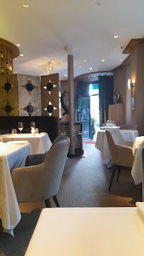Atmosphère du Restaurant gastronomique Restaurant Petrossian à Paris - n°4