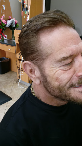 Hair Salon «Fantastic Sams Cut & Color», reviews and photos, 14414 US-87, La Vernia, TX 78121, USA