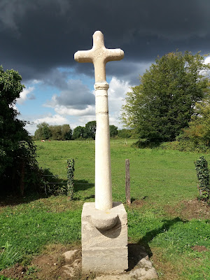 La Croix Du Saint à Combertault
