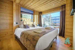 Alpe d'Huez Houses image