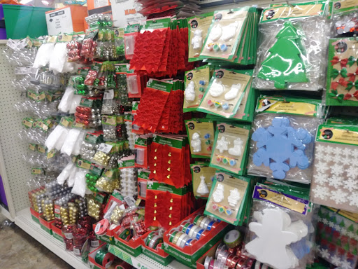 Shopping Mall «Washington Bridge Plaza», reviews and photos, 2151 Lemoine Ave, Fort Lee, NJ 07024, USA