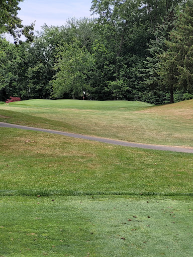 Country Club «Orange Hills Country Club», reviews and photos, 389 Racebrook Rd, Orange, CT 06477, USA