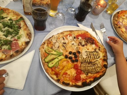 Wave Ristorante Pizzeria in Bellaria - Igea Marina, Provincia di Rimini