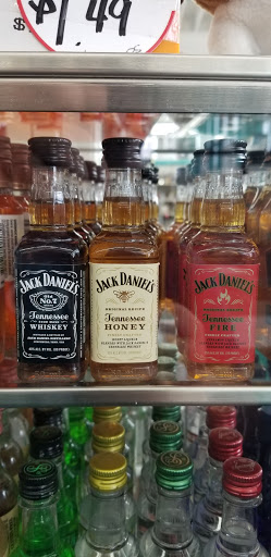 Liquor Store «Ledgewood Bottle King», reviews and photos, 260 NJ-10, Succasunna, NJ 07876, USA