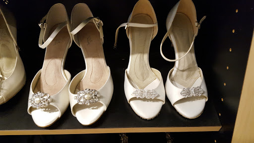 Bridal Shop «Bridals by Lori», reviews and photos, 6021 Sandy Springs Cir, Atlanta, GA 30328, USA