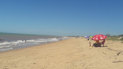 Photo de Plage de Maroba protégé par des falaises