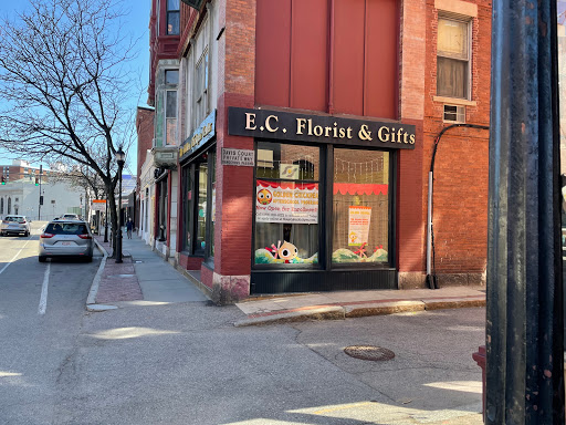 EC Florist & Gifts, 224 Washington St, Brookline, MA 02445, USA, 
