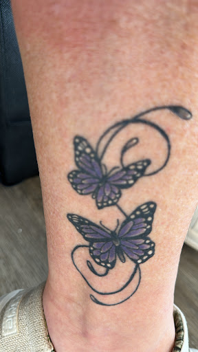 Explore simple elephant tattoo ideas, creative tattoo ideas in Saint Louis, available at Steel and Ink Tattoo Studio