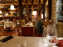 Atmosphère du Restaurant Auberge de la Touques à Pont-l'Évêque - n°14