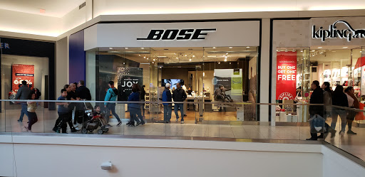 Bose Factory Store, 5220 Fashion Outlets Way #2250, Rosemont, IL 60018, USA, 