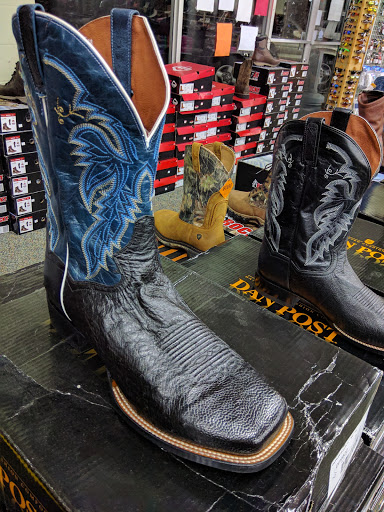 Shoe Store «K & T Shoes», reviews and photos, 485 Pickwick St S, Savannah, TN 38372, USA