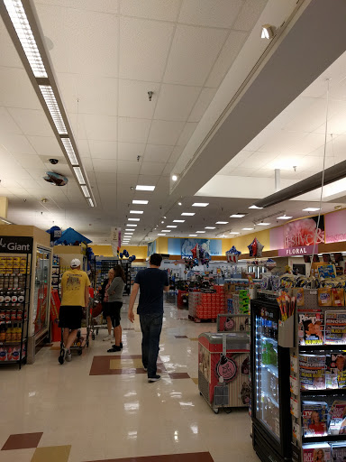 Grocery Store «Giant», reviews and photos, 6020 Marshalee Dr, Elkridge, MD 21075, USA